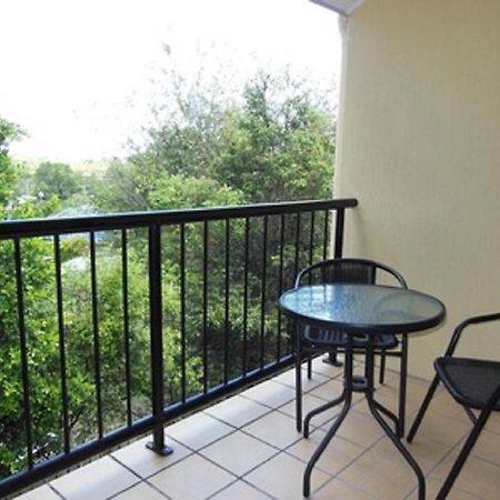 Hospital Grove Apartments Намбор Номер фото